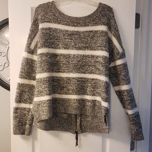 Hinge striped sweater with full zip up back L